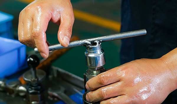 二马液压：流量控制阀的性能特点